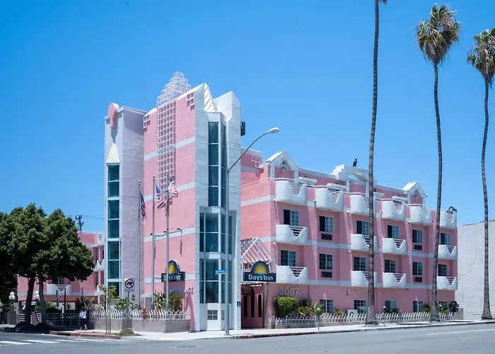 Days Inn By Wyndham Santa Monica