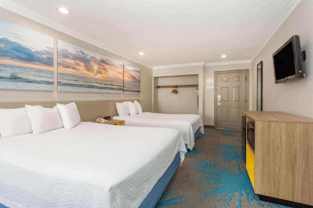 Days By Wyndham 3* Santa Monica